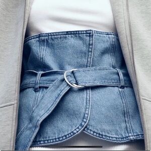 NWT denim corset with adjustable and removable buckle belt
M-L